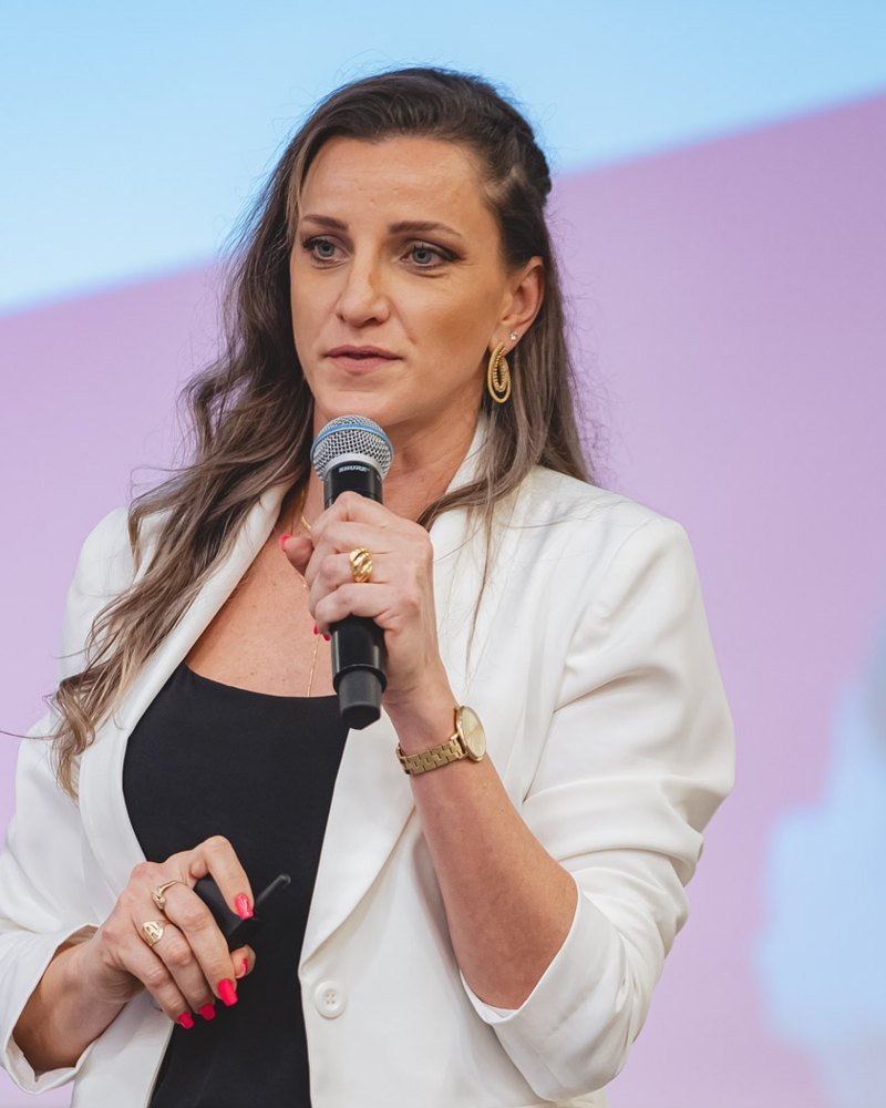 Ana Amorim